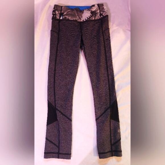 Lululemon Pace Rival capri leggings. Size 2 - Picture 1 of 4
